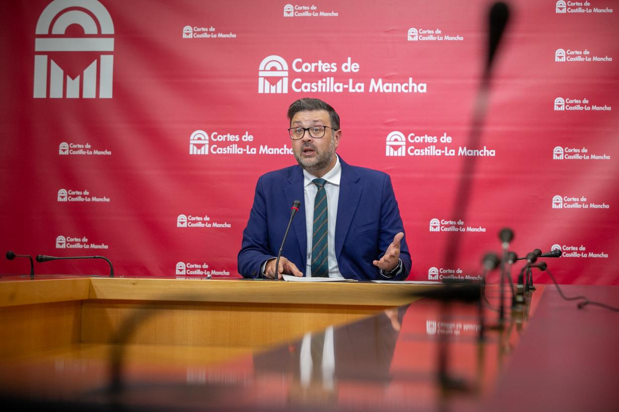 El presupuesto de la Consejería de Educación, Cultura y Deportes para 2025 asciende a más de 2.418 millones de euros, un 65 por ciento más de lo que 