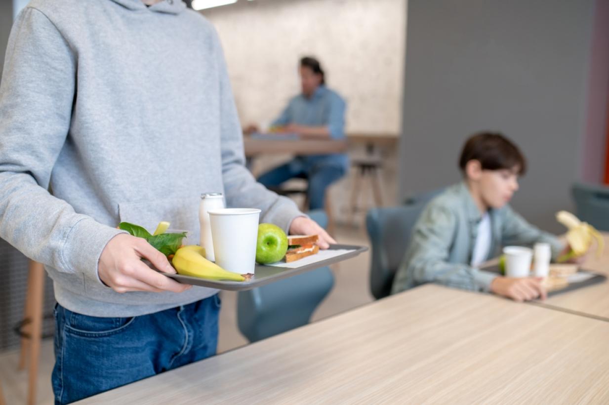 El Gobierno regional abre los comedores escolares en Navidad a cerca de 3.200 alumnos y alumnas