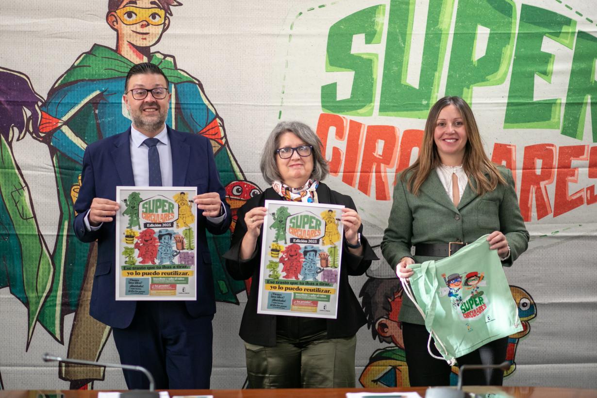 El Gobierno regional presenta el concurso ‘Supercirculares 2025’ en el ámbito educativo con el objetivo de ampliar la vida útil de los residuos y fom