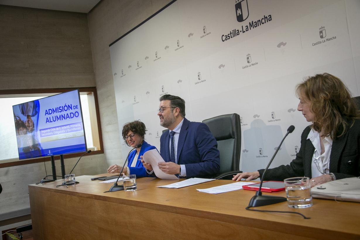 La Junta oferta 113.902 plazas de los niveles Infantil, Primaria, ESO y Bachillerato, en un proceso de admisión que arrancará el próximo 20 de febrer