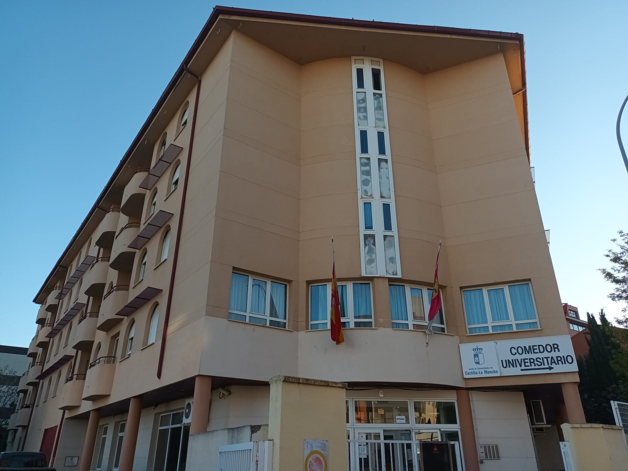 RU Juan Giménez de Aguilar Exterior