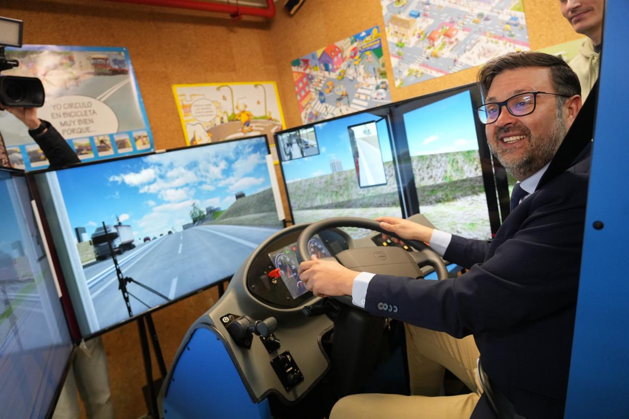 El Gobierno regional implementa la Formación Profesional en modalidad intensiva que favorecerá la contratación del alumnado por empresas