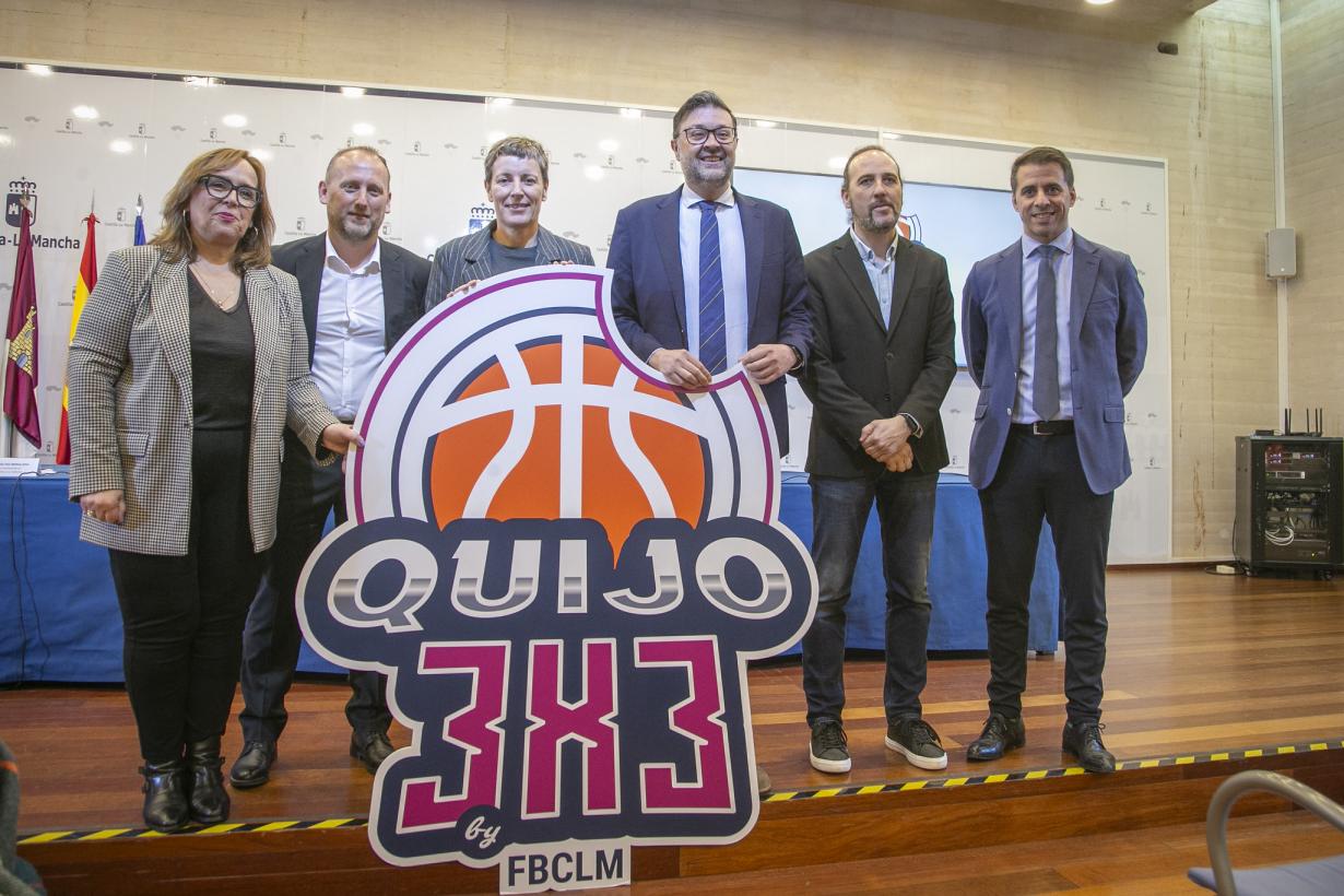 El Gobierno regional renueva el convenio con la Federación de Baloncesto para llevar el ‘Quijo 3x3’ a 80 centros escolares