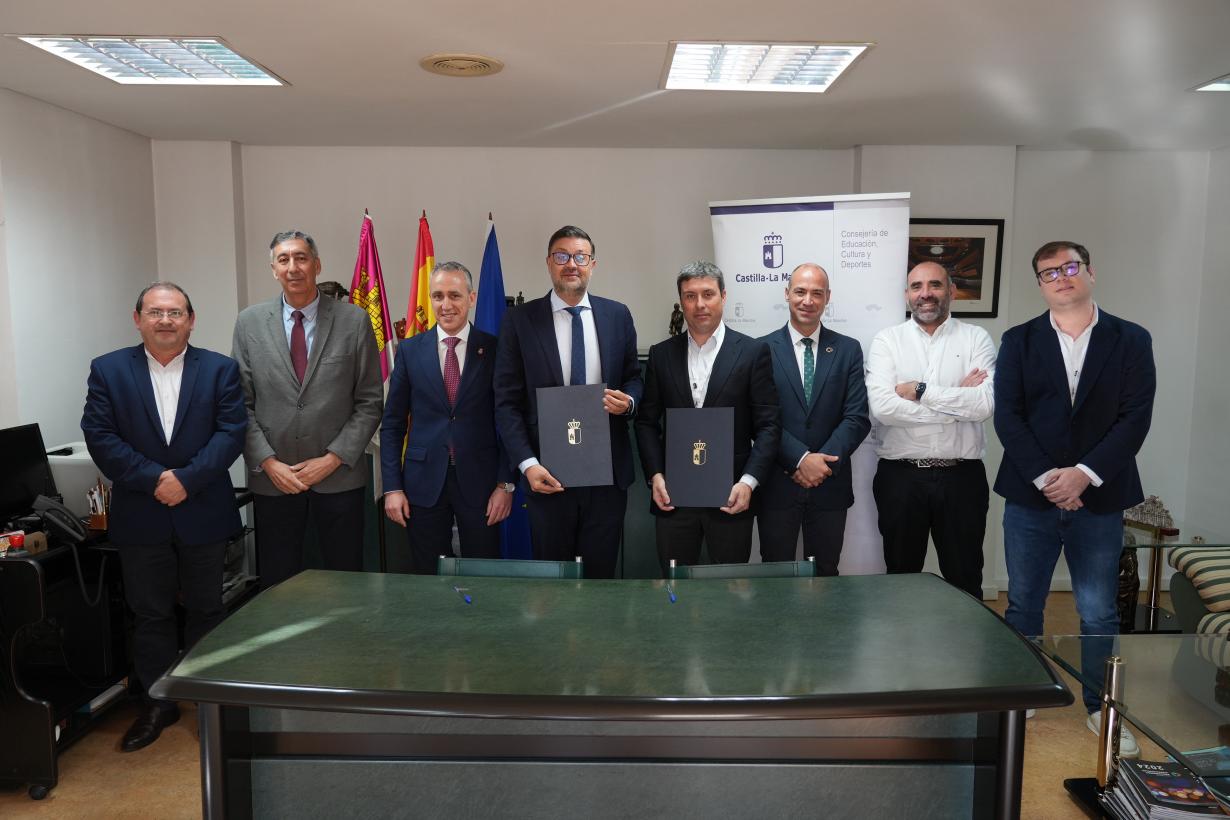 El Gobierno regional ha invertido más de 26 millones de euros para impulsar la Formación Profesional en la familia de Informática y Comunicaciones