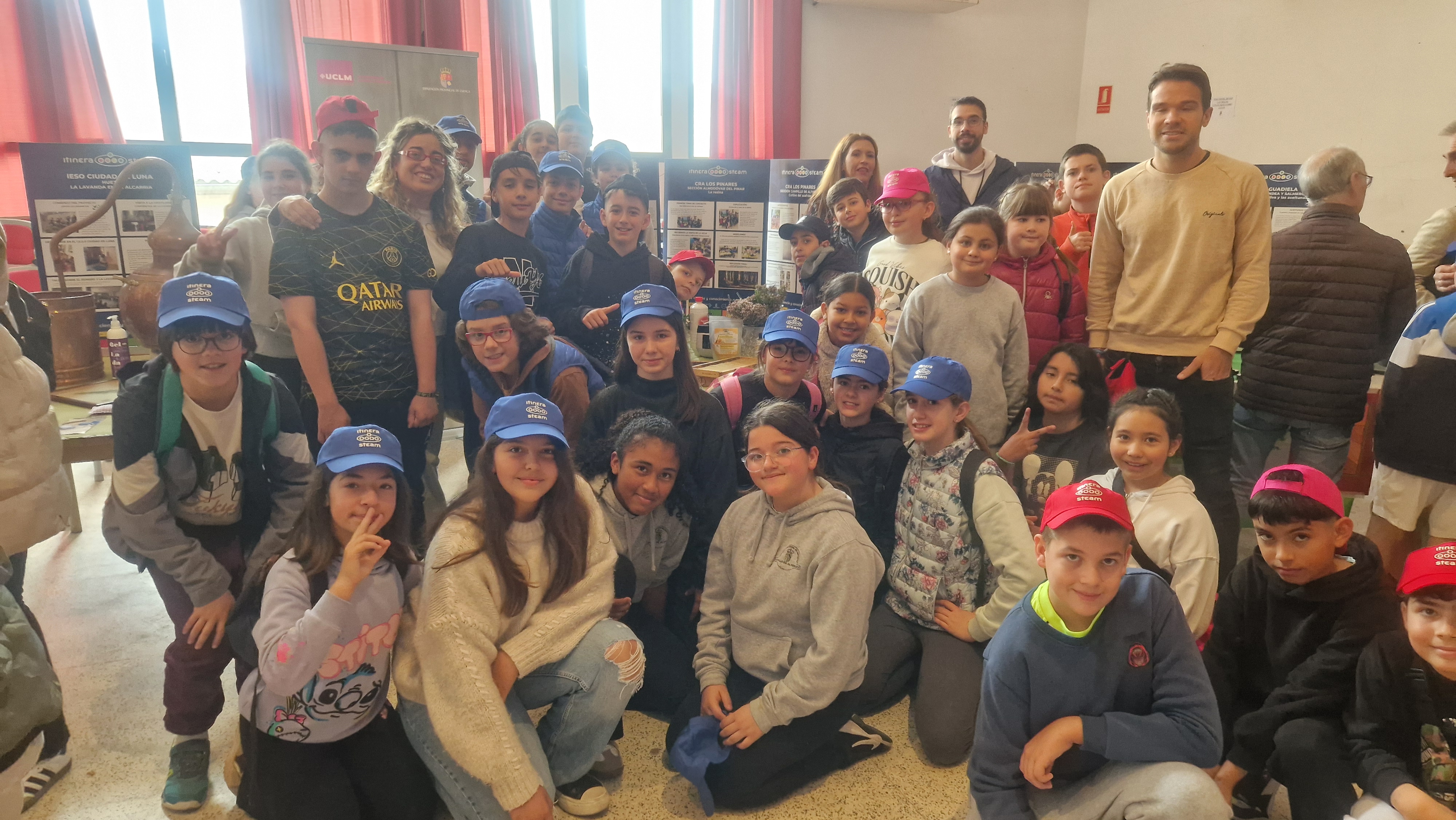 Villalba de la Sierra acogió la I Feria Escolar de Ciencia y Saber Rural, un evento para poner en valor el conocimiento popular y científico