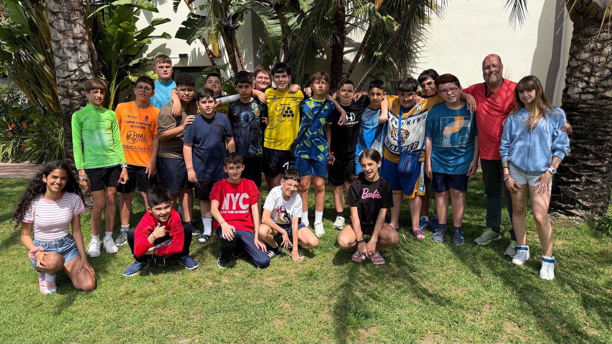 El IESO María Jesús Parra Romero vive una enriquecedora semana de inmersión lingüística en inglés en Oliva (Valencia)