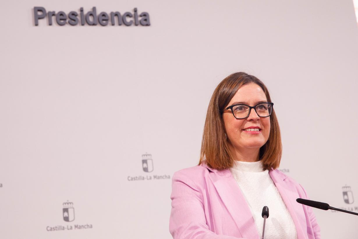 Castilla-La Mancha amplía las ayudas para libros de texto y comedor escolar para garantizar una mayor equidad