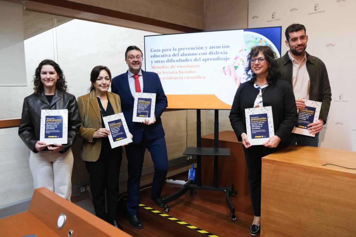 El Gobierno regional lanza una guía pionera a nivel nacional para prevenir, detectar y atender de forma temprana y eficaz la dislexia