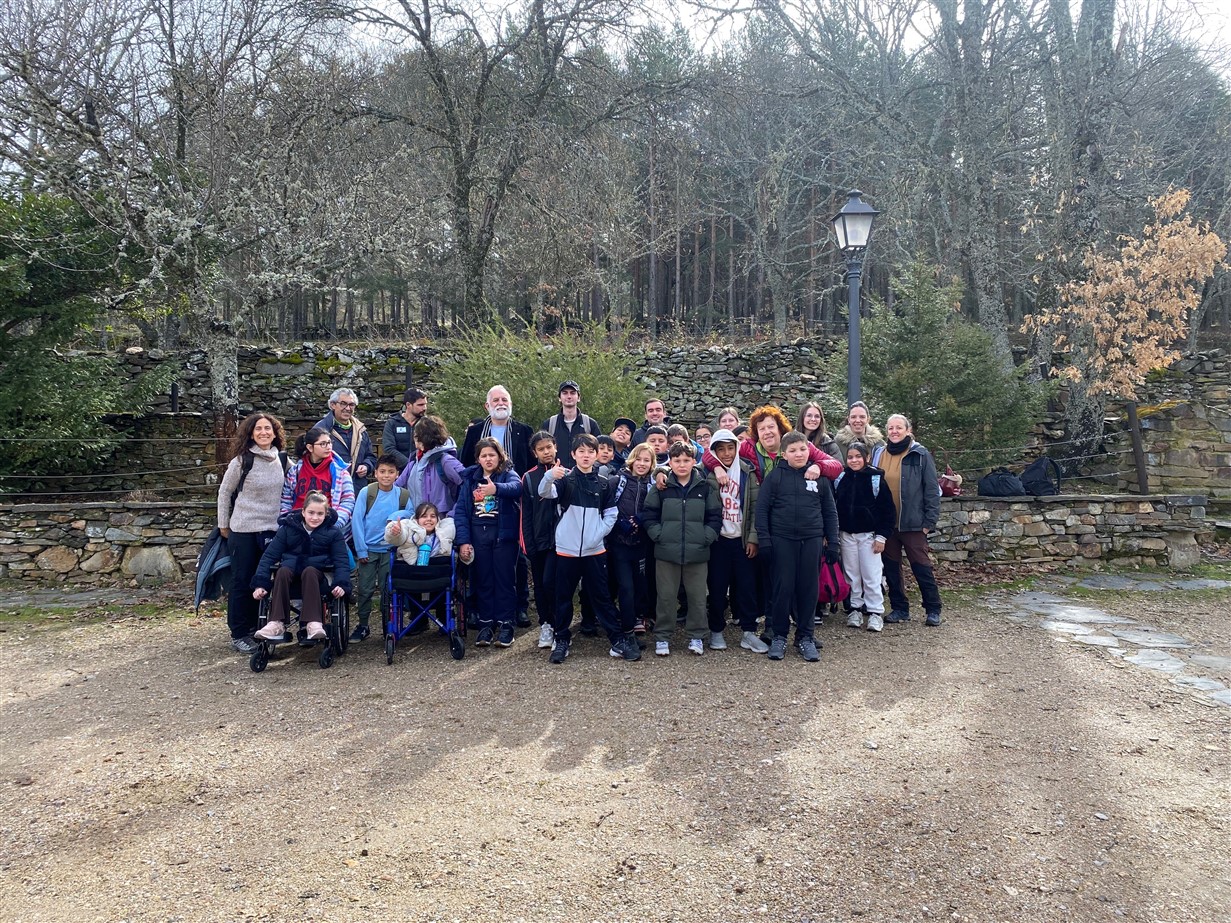 Los alumnos y alumnas de 5º de Primaria del CEIP Alcarria han participado en una actividad de inmersión lingüística en Umbralejo