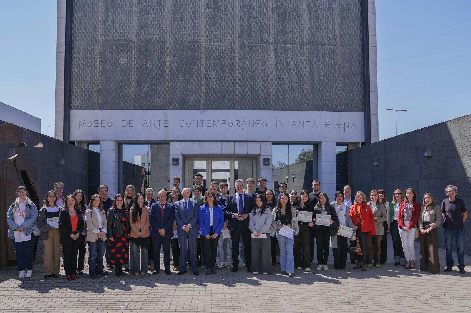 El Gobierno regional destaca el 75 por ciento de empleabilidad de la Formación Profesional relacionada con el sector agroalimentario