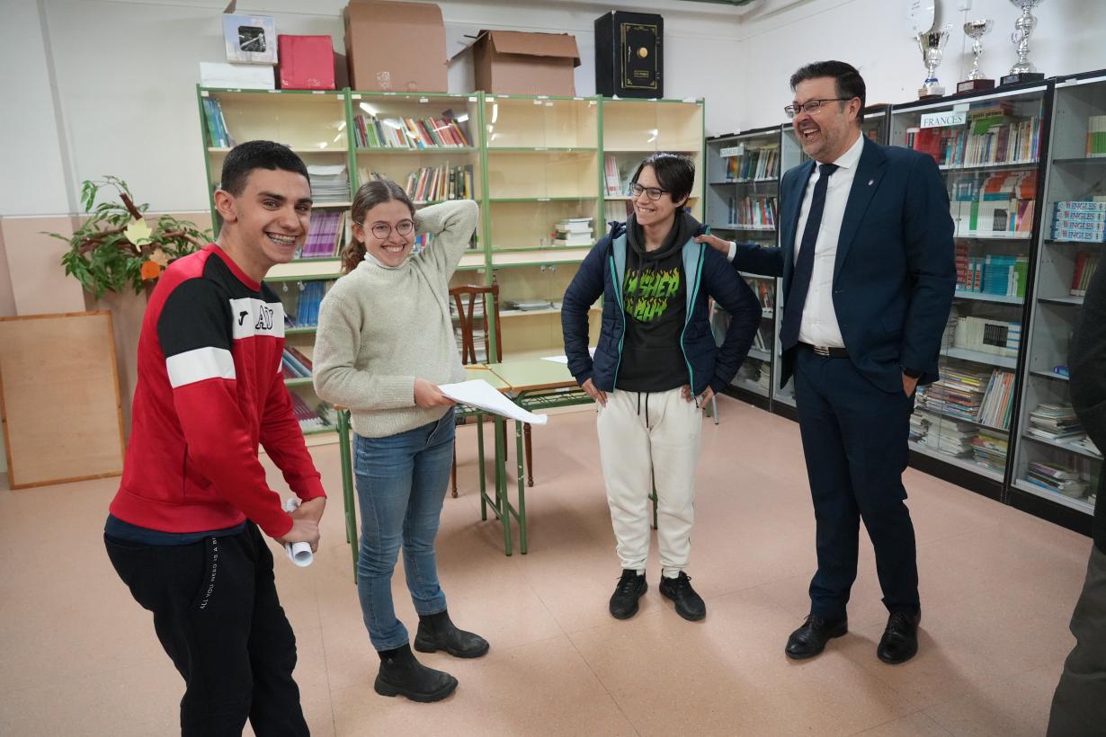 Un total de 63 centros educativos y más de 6.600 alumnos de la región participan en un proyecto para mejorar la competencia lectora desde edades temp