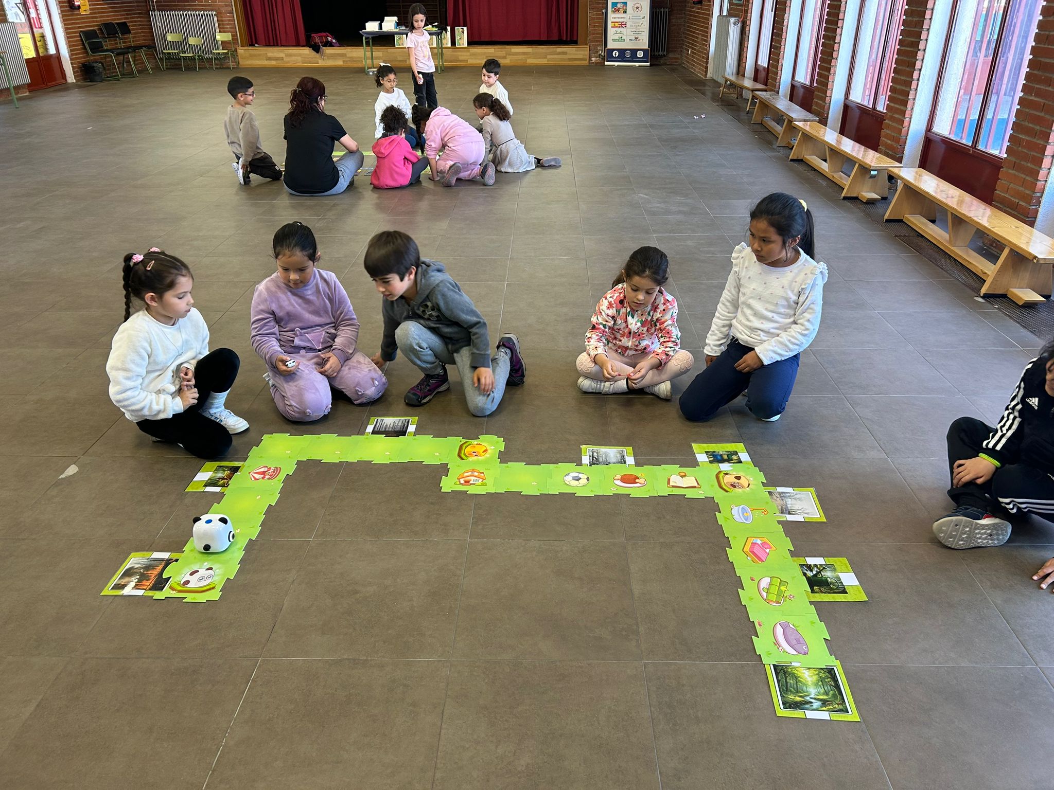 Participantes en la feria.
