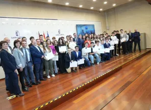 El Gobierno regional destaca los “logros, capacidad y contribución” de los reconocidos con los Premios Extraordinarios de ESO, Bachillerato y...