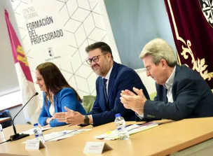 El Gobierno regional llevará a cabo hasta final del curso escolar un total de 1.600 acciones formativas que llegarán a alrededor de 20.000 docentes