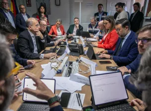 El Gobierno regional sigue coordinando la resolución y atendiendo las incidencias al tiempo que se va recobrando el restablecimiento del suministro e