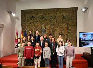 El Gobierno regional pone en valor la creatividad en la difusión de los valores europeos de los ganadores del concurso ‘Celebramos el Día de Europa’