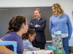 El Gobierno regional publicará antes de finalizar el mes la convocatoria para estancias formativas del profesorado de FP en empresas y centros