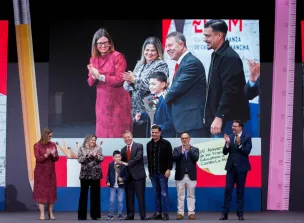 García-Page sitúa a la Educación como la razón de ser de la autonomía y “una inmensa prioridad” cuyo presupuesto seguirá creciendo en 2026