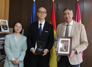 Visita delegación china