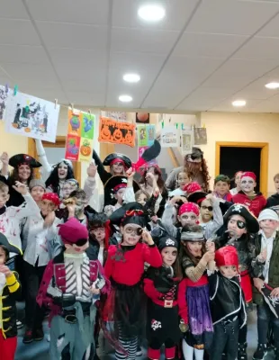 Alumnado participante y rofesorado.