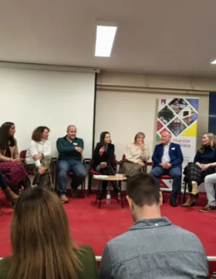 El IES Atenea de Ciudad Real (Castilla-La Mancha) y el IES Galileo Galilei de Córdoba (Andalucía) participan de forma conjunta en el Proyecto Comuniv
