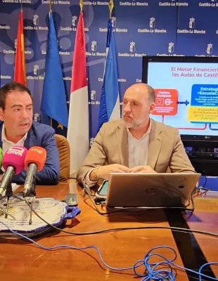 Delegado Provincial de Educación, Cultura y Deportes de Toledo, José Gutierrez y David Gomez Delegado de la Junta en Talavera de la Reina.