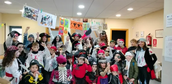 Alumnado participante y rofesorado.