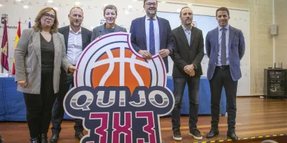 El Gobierno regional renueva el convenio con la Federación de Baloncesto para llevar el ‘Quijo 3x3’ a 80 centros escolares