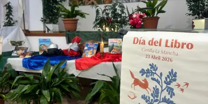 Cartel Día del Libro